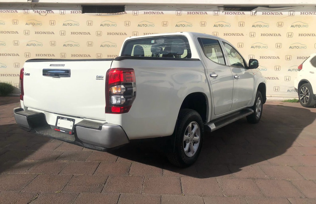 Mitsubishi L200