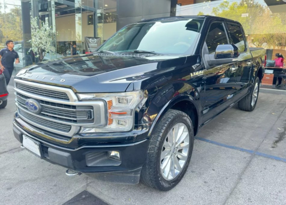 Ford Lobo