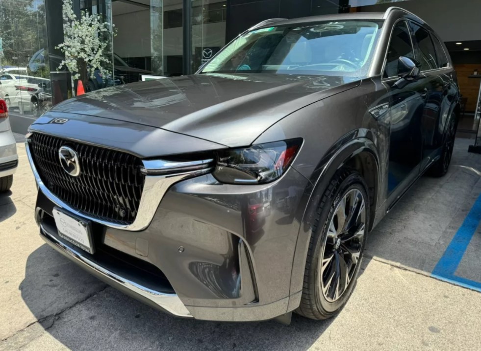 Mazda CX-90
