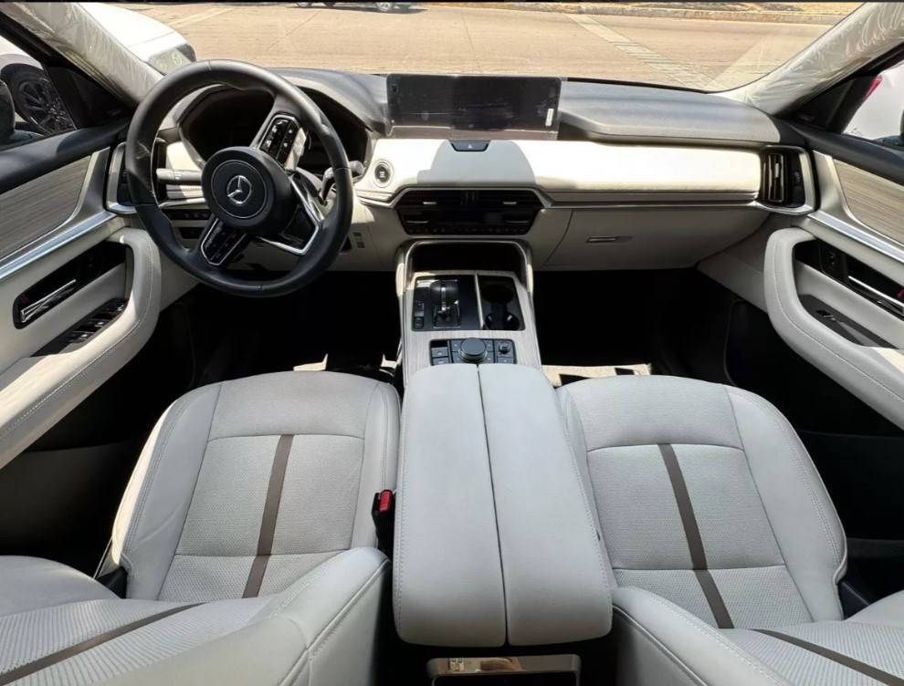 Mazda CX-90