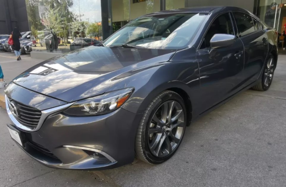 Mazda 6