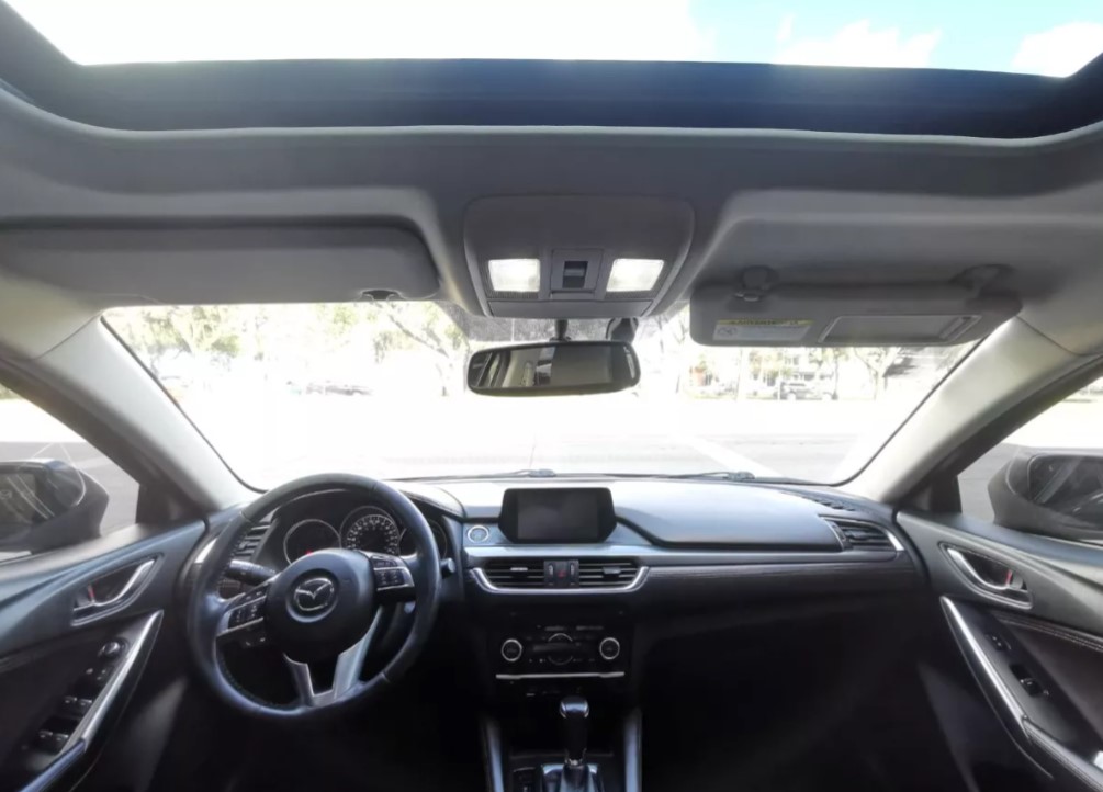 Mazda 6